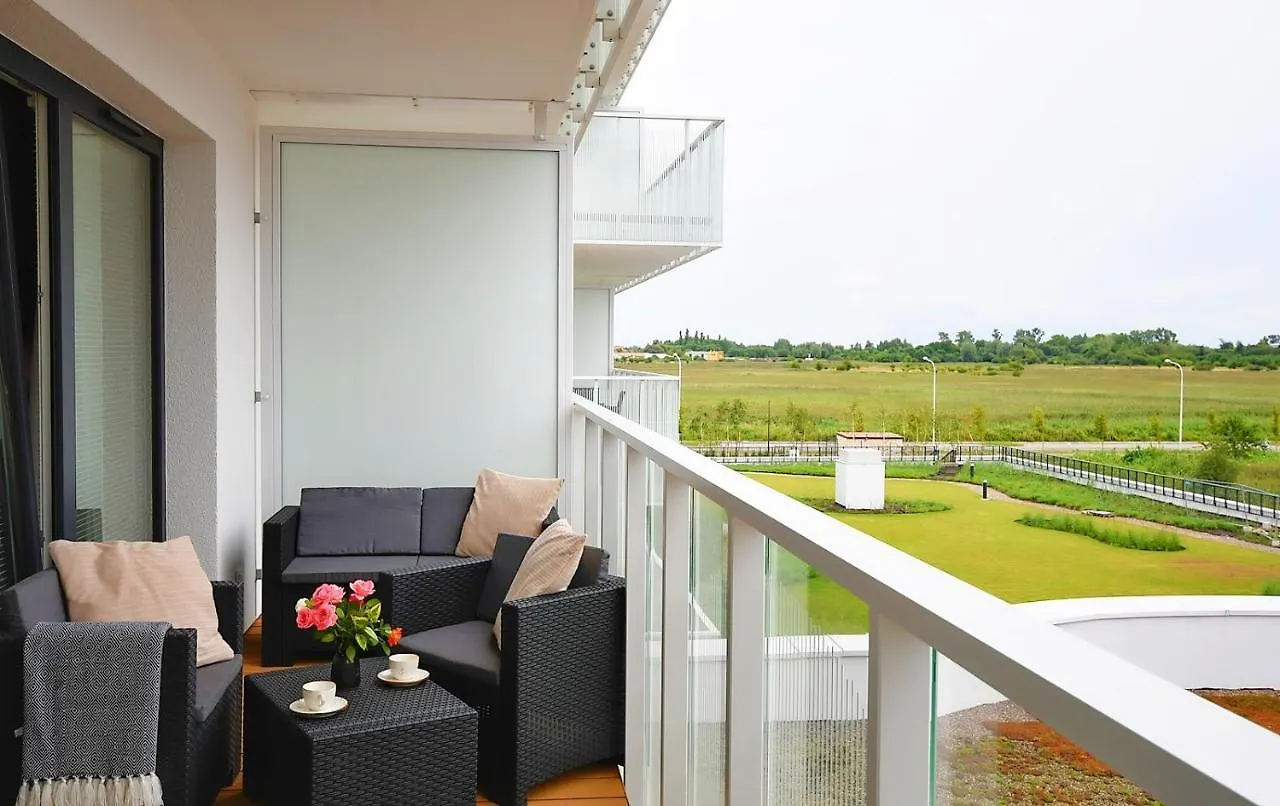 Polanki Aqua Nielimitowany Dostep Do Basenow - Saun - Miejsce Postojowe Free Apartment Kolobrzeg 0*,  Poland