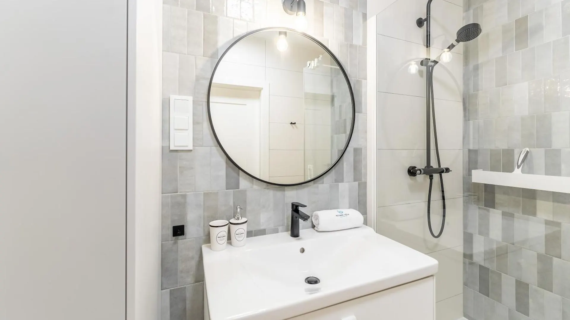 Polanki Aqua Nielimitowany Dostep Do Basenow - Saun - Miejsce Postojowe Free Apartment Kolobrzeg Poland